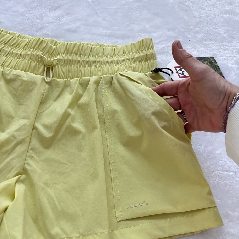 AVALANCHE Lime Green High Waisted Performance Shorts--NWT--M - Picture 8 of 15